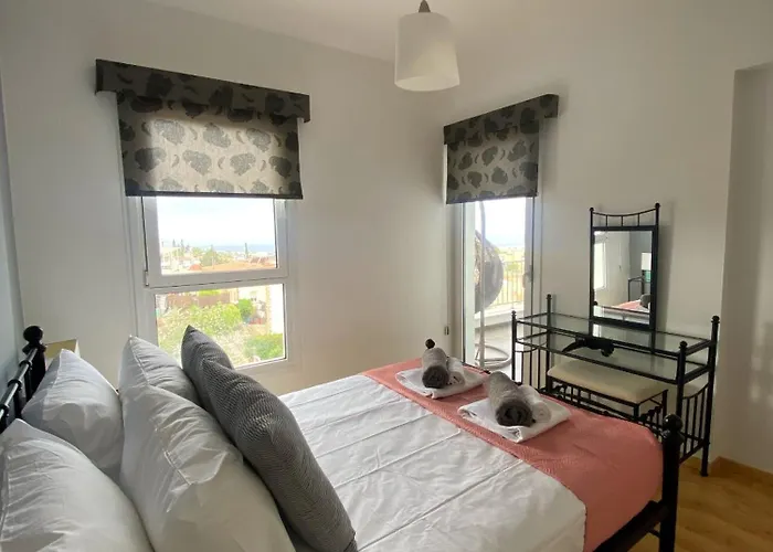 Sunset Pearl * Pegeia